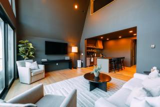 Arcadia Hills - The Lookout - 1