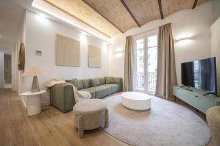 You Stylish Uptown Barcelona Apartments - 9