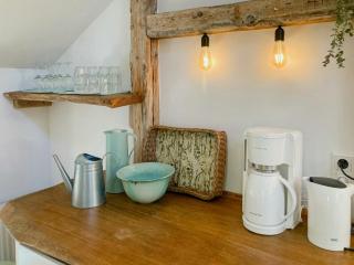 Apartment In A Converted 1875 Creamery - 5