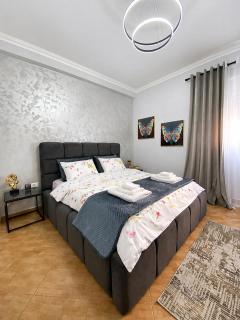 Dior Apartment - 1