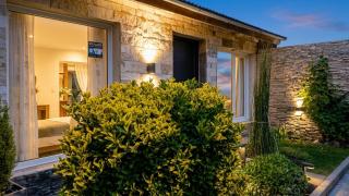 Family home near shops - 2