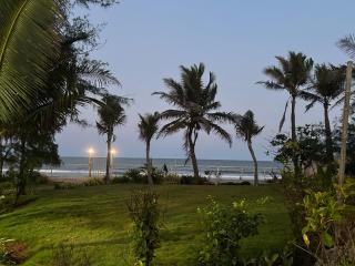 Sunny Beach House - 3