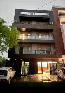 Cozy Homes Luxury 1BHK Near Medanta Gurgaon - 1