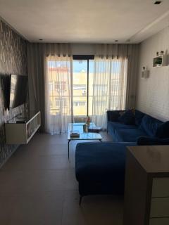 Elegant 2 Bedroom Apartment, Ideal for Long & Short Stays - 0