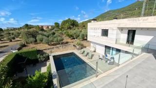 Relax and comfort in a luxury villa - 6