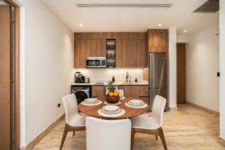 Deluxe One Bedroom Loft - 7