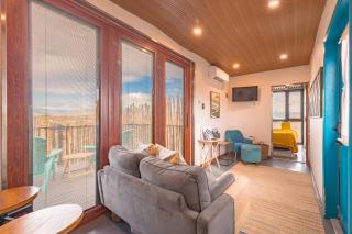 Unique Taos Container | Hot Tub | Mtn Views | Pets - 6