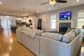 Beautiful Bay to Bay Sanctuary Charming South Tampa Craftsman Home Near Bayshore - 8