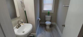 Private Room in an Elegant Home - 4