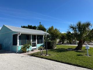 Cozy Cottage! Champagne on Beer Budget! Steps2Sand - 8