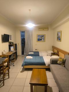 Cozy Studio II - 2