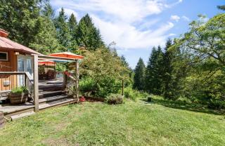 Hillside Deck Cottages - Rustic PNW Retreat cottage - 5