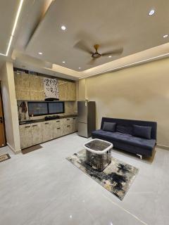 Studio HS - 0
