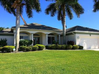 Central pool/spa home with direct access to the Gulf 1001 - 9