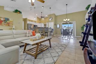 Jenny 1060 Family Vacation Home w/ Fenced Yard and Private Pool - 2