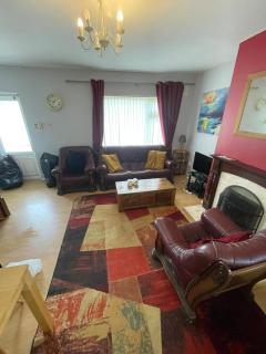 Spacious 4Bed Duplex in Newcastle Galway City - 2