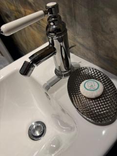 The Tuscanian Hotel - 7