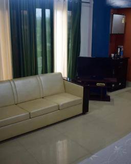 ZRS HomeStay - 6