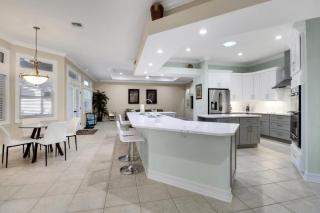 Bent Residence 1002 Courtyard Home w/ Private Pool & Spa plus Bi - 4