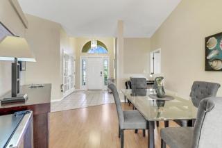 Sunrest 1038 Lakefront w/ Heated Pool, SW Exposure Near Waterpar - 6