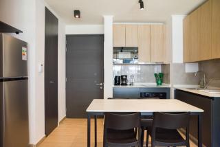 Chic Providencia Apt 2BR 2BA Sleeps 5 - 9