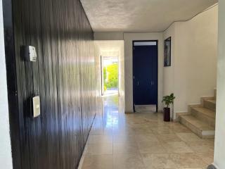 Privado y confortable estudio 4 - 1