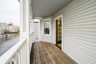 Inviting 4BR Boston Apt - Kid Friendly - Near I-95 & Free Parking 90-2 - 7