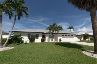 The Peace of the Cape 1018 Direct Gulf Access Luxurious Heated P - 8