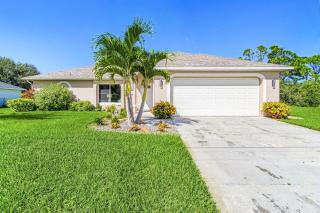 Sunset Villa 1035 Modern Waterfront Heated Pool Home w/ Fire Pit - 0