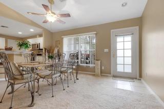 La Isla Coral 1032 Quiet Retreat 3BR NE Cape Pool Home - 6