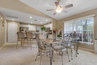 La Isla Coral 1032 Quiet Retreat 3BR NE Cape Pool Home - 5