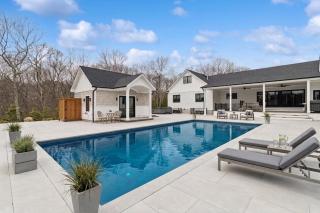 US Open Luxury Retreat - Heated Pool - 10 Min to Shinnecock Golf Course - 0