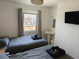 Wessex Guest House - 8