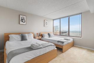 Prime Location Apt Steps from Pentagon City Metro - 8