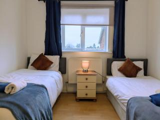 Chandlers Ford 2-bedroom with Free Parking - 8