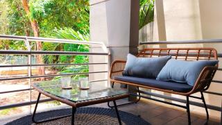 Condo Casa Blanca 6 - modern 2BR,2BA near to Beach & Town - 1
