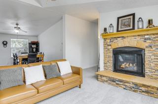 Secluded Boulder House - Next to National Forests! - Boulder Town - 5