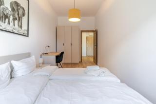Słoneczna Modern Apartment by BookingHost - 9