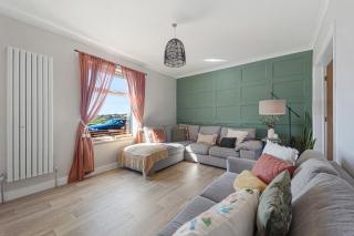 Panoramic Sunset Views - Free Parking & Sleeps 5 - 6
