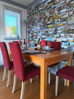 Nicky & Dave's Home - 5