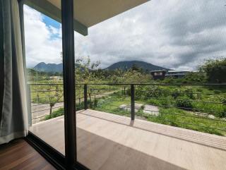 Narin Retreat - 2
