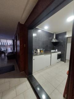Amplia y tranquila Casa en Barrio Jardin - 0