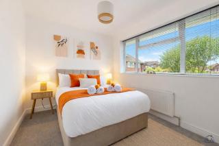 3-Bed House - Sleeps 5 - Free Driveway Parking - Van Friendly - Close to Leeds City Centre - 5