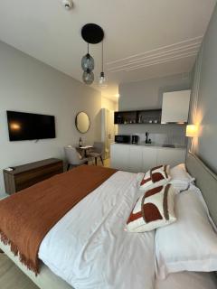 Honey Apartments Batumi - 9