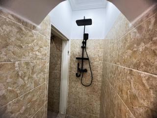 Utako Luxury Studio Apartment 1 - 9