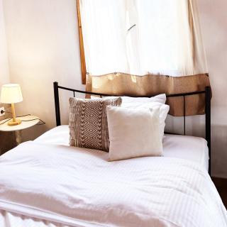 Klima Beach House Walk to Sea Easy Stay - 2