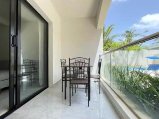 Cana Life Breeze Los Corales Beach Residences A2 - 8
