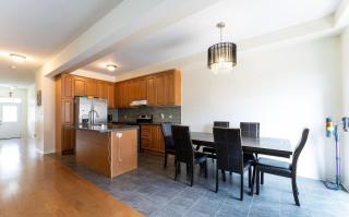 Private Masters room and washroom with Large TV and bed - 7