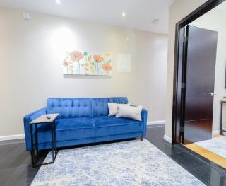 Comfy 2 bedroom apartment on Central Park West - 1