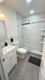 Bright and Spacious Room Near NYC - 4